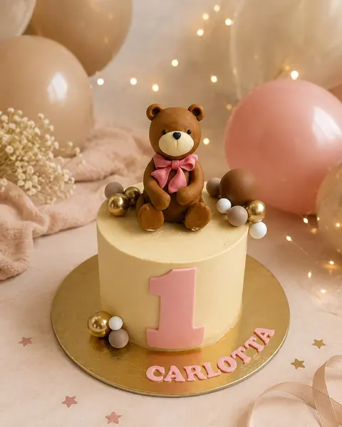Torta per il primo compleanno, smash cake decorata